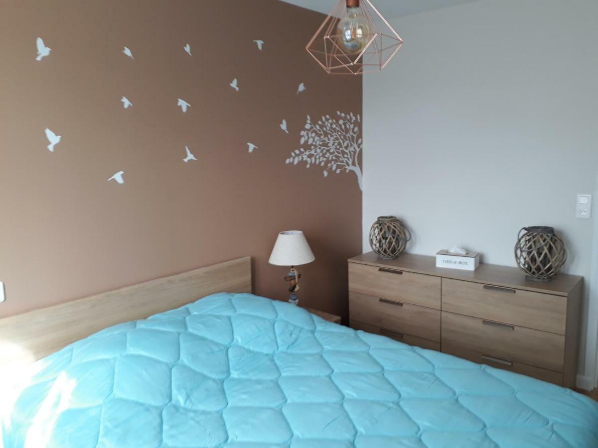 Gite " Le Vieux Noyer" Liesville-sur-Douve Ngoại thất bức ảnh